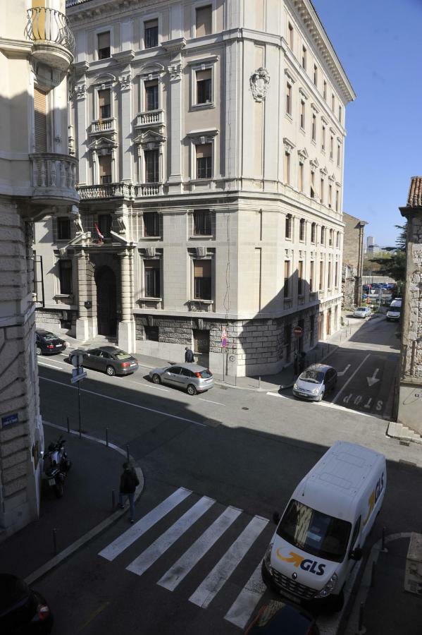 Rijeka Center- Apartment Flumen Exterior foto